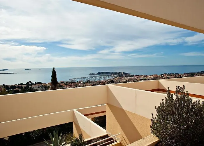Le Bosquet Aparthotel