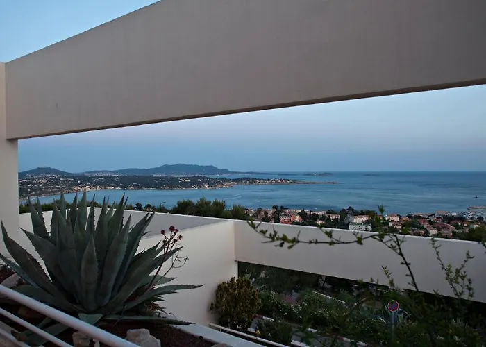 Le Bosquet Aparthotel 3*