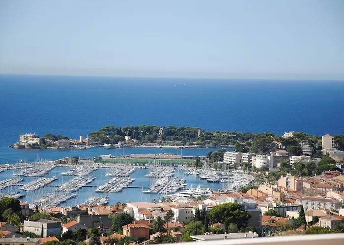 Aparthotel Le Bosquet 3*