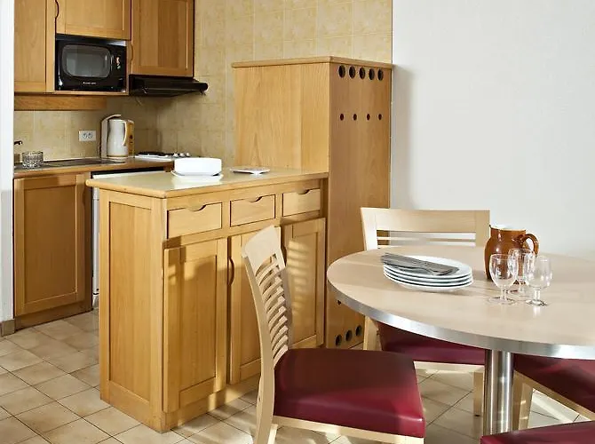 Apartmanhotel Le Bosquet 3*
